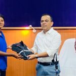 राष्ट्रीय खेल दिवस पर हेमचंद विश्वविद्यालय में हुआ खिलाड़ियों का सम्मान, कुल 3.45 लाख की पुरस्कार राशि हुई वितरित