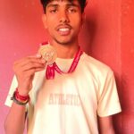 KHELNEWZ DURG DESK राज्य स्तरीय पावरलिफ्टिंग प्रतियोगिता में अंतरराष्ट्रीय पावर लिफ्टर नश्कर टंडन ने जीता स्वर्ण पदक